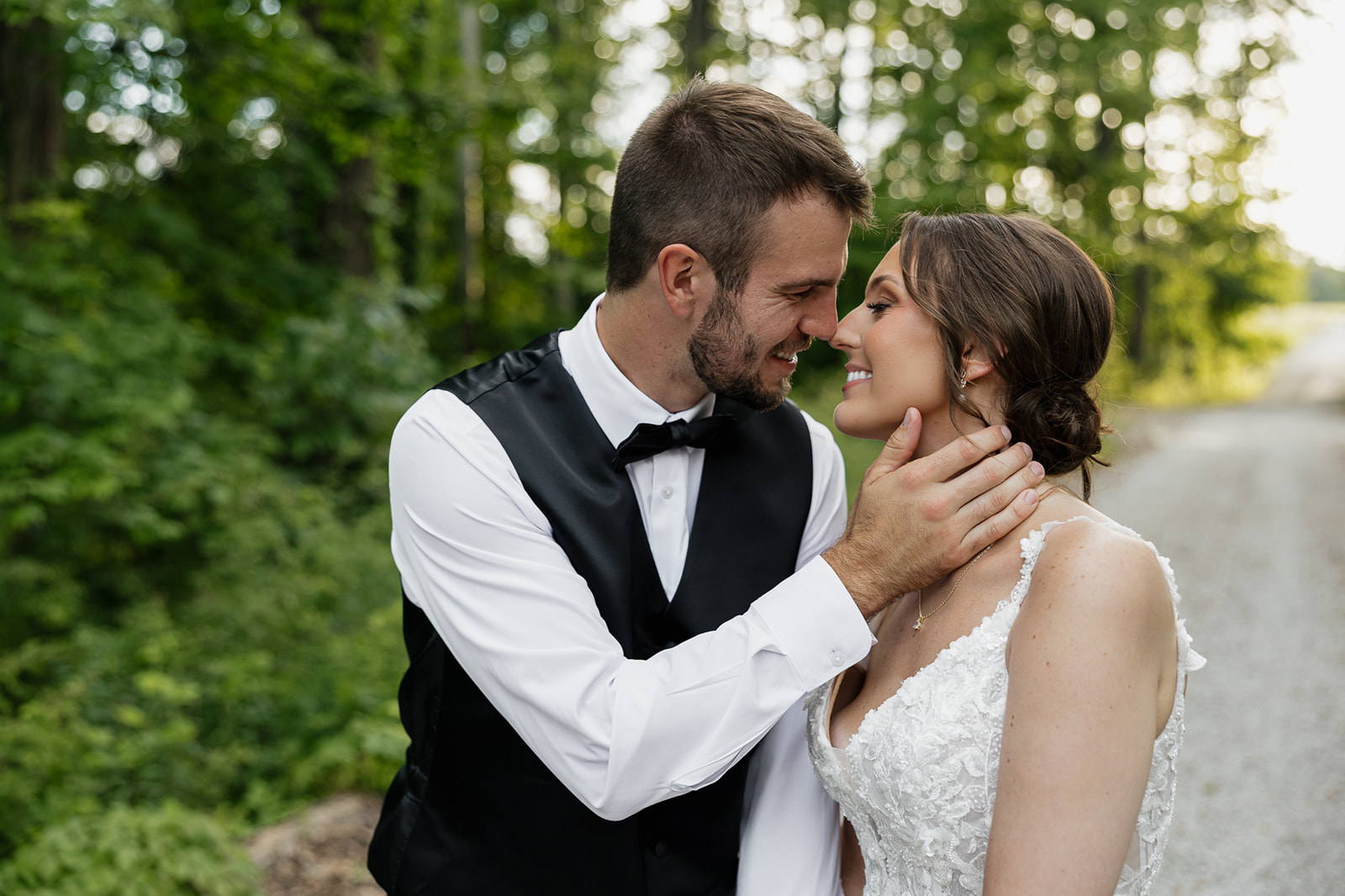 Wedding day photography by Tiffany Lynn